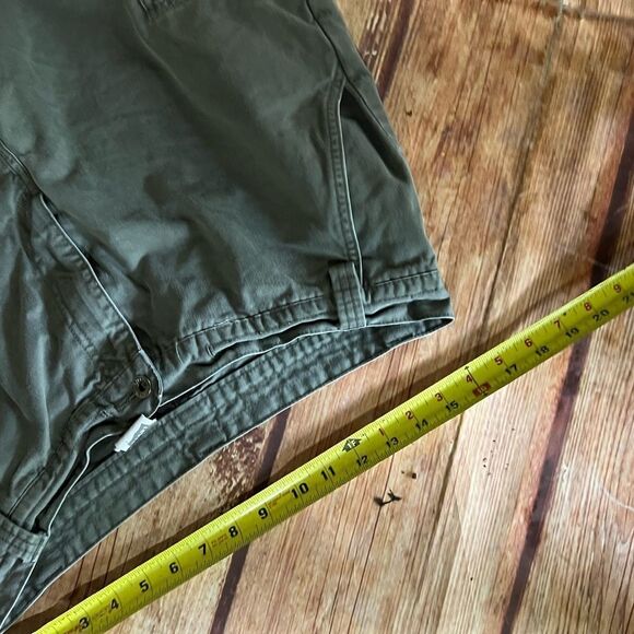 Vintage Levi’s Silver Tab Shorts - Picture 5 of 7